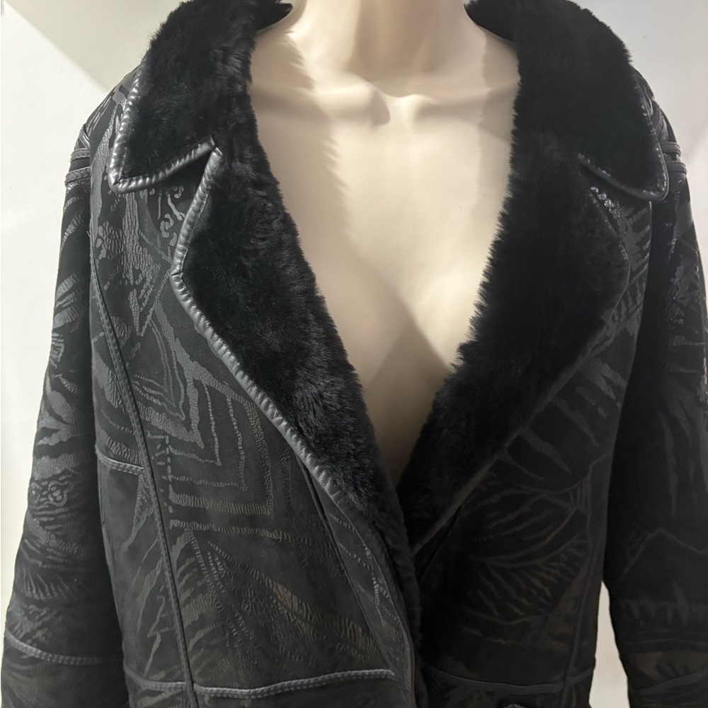 Vintage Adarcrea S.L. Embroidered Sheep Fur Jacket 38 - Picture 2 of 10